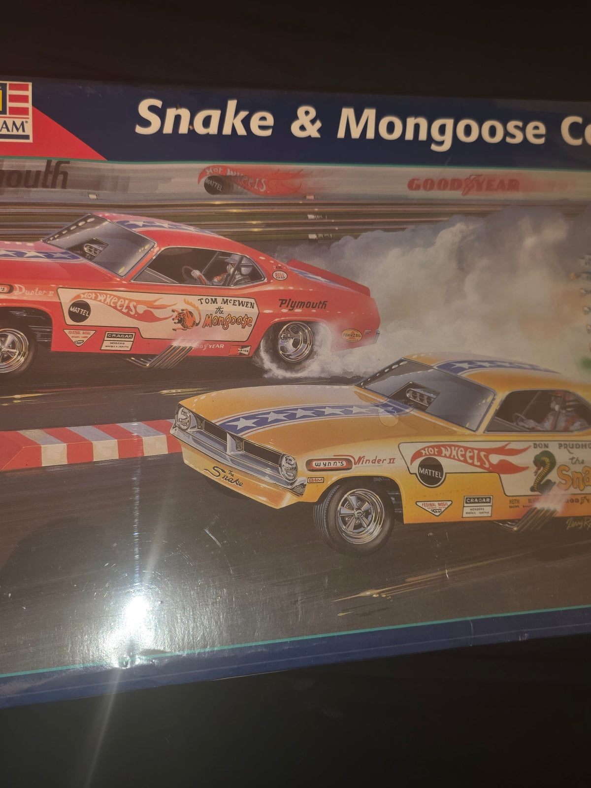 Snake & Mongoose combo kit by Revell