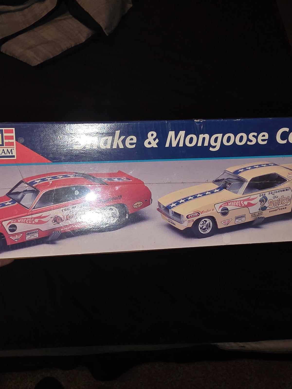 Snake & Mongoose combo kit by Revell