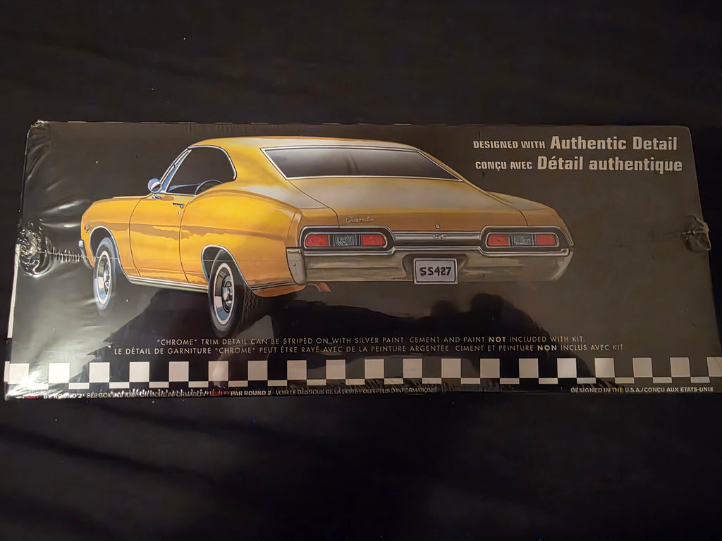 AMT 1967 Chevrolet Impala SS 1:25 Model Kit
