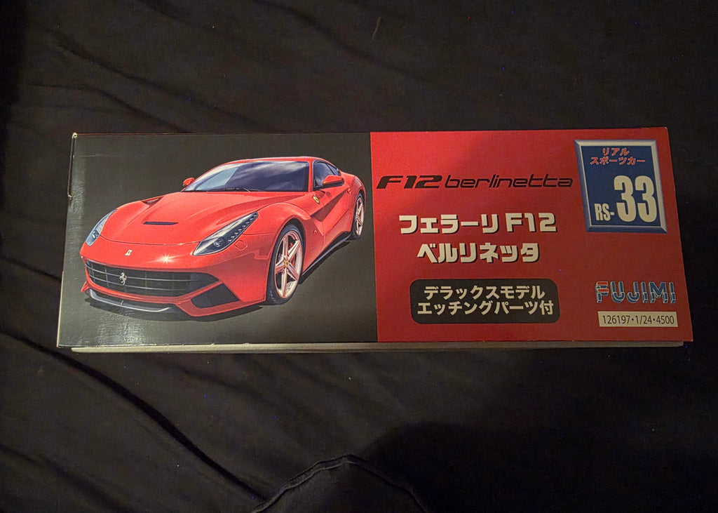 FUJIMI 1/24 Ferrari F12 Berlinetta DX ver RS-33 model kit