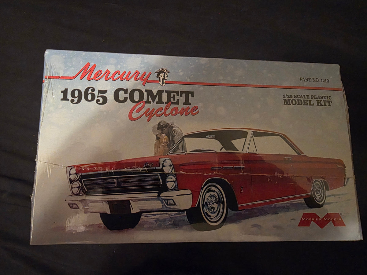 Moebius Models 1965 Mercury Comet Cyclone, 1:25 scale