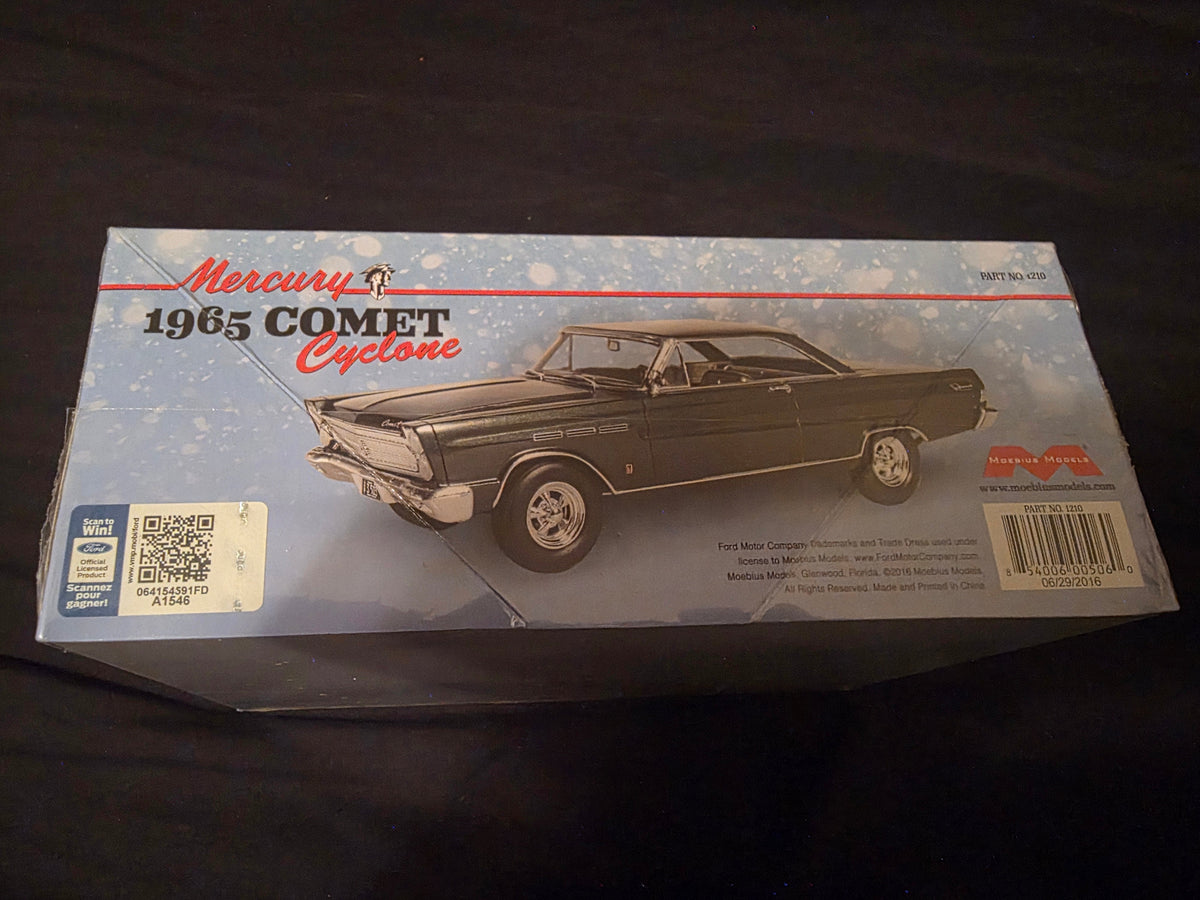 Moebius Models 1965 Mercury Comet Cyclone, 1:25 scale