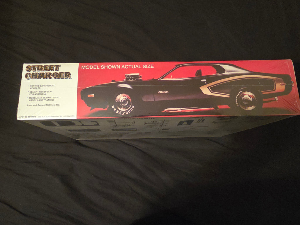 MPC Street Charger 1:16 Dodge Charger 768/06