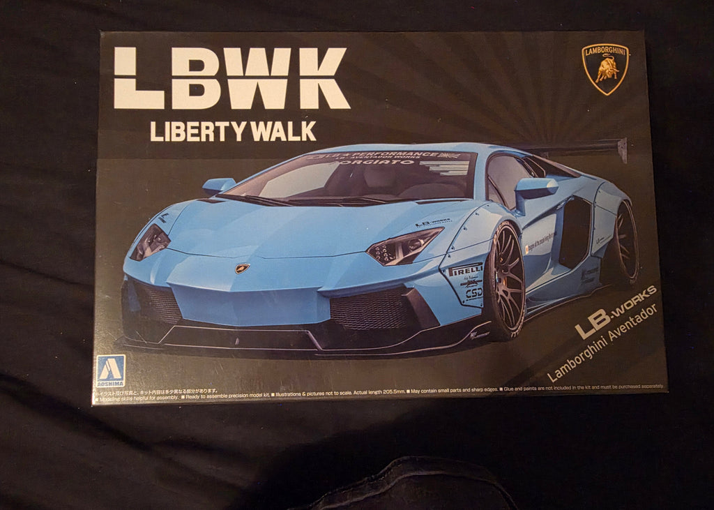 Aoshima LBWK Liberty Walk Lamborghini