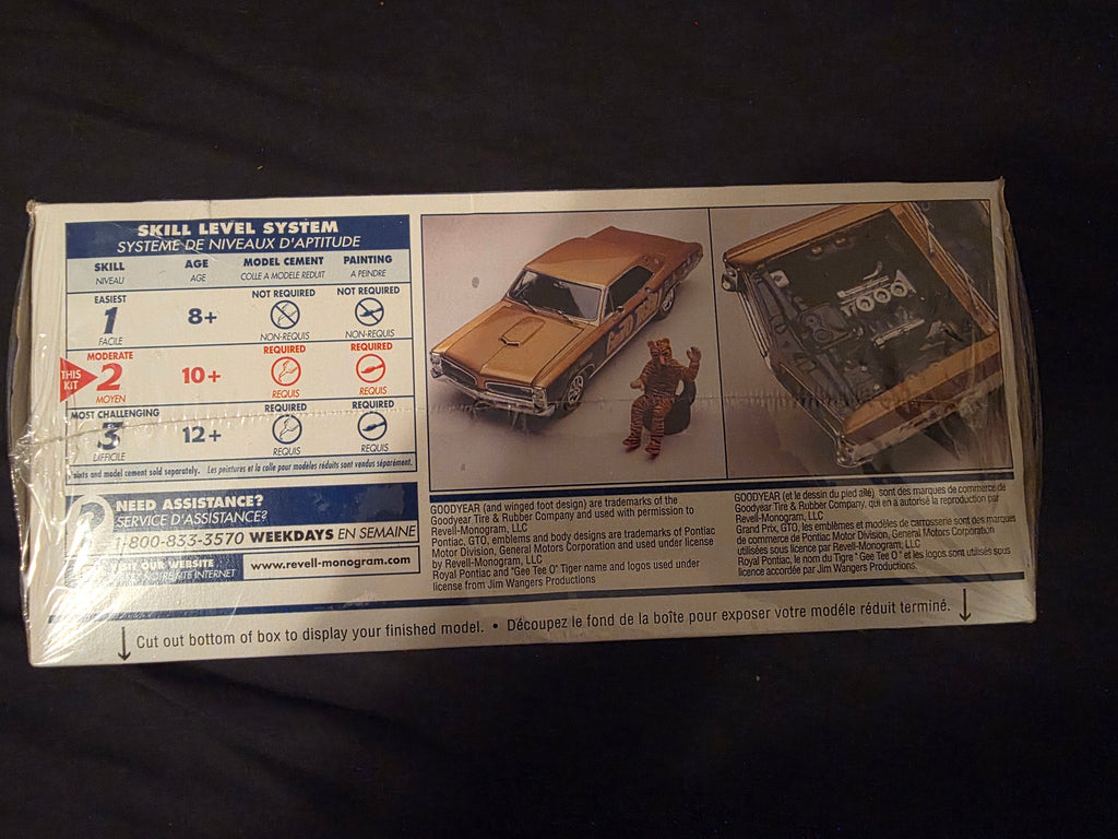 Revell 85-4167 Royal Pontiac '66 GTO w/ Tiger Driver Figure Factory Sealed 1/25