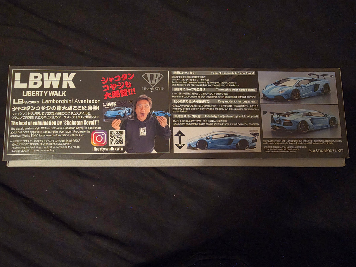 Aoshima LBWK Liberty Walk Lamborghini